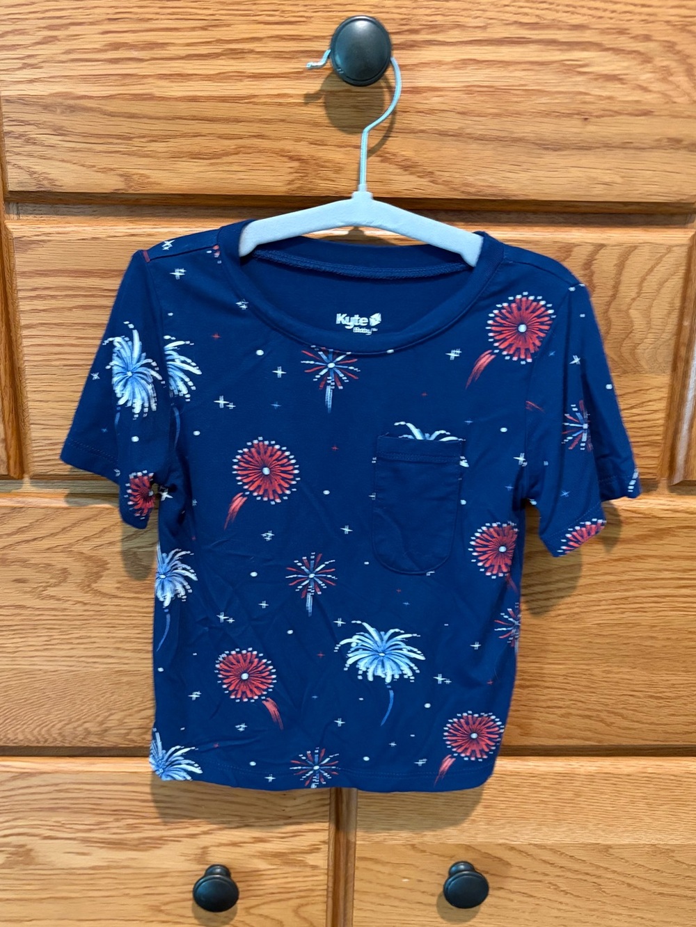 Kyte Baby Fireworks Pocket T-Shirt 🎇2T - NWOT